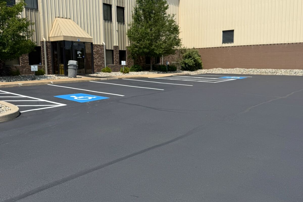 Commercial parking lot being sealcoated in Findlay, Ohio
