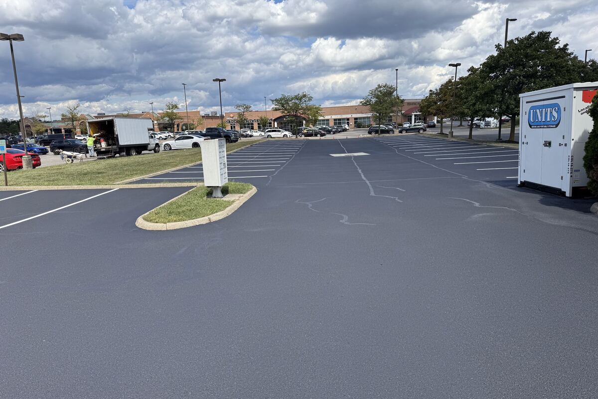Freshly sealcoated residential driveway in Columbus, Ohio